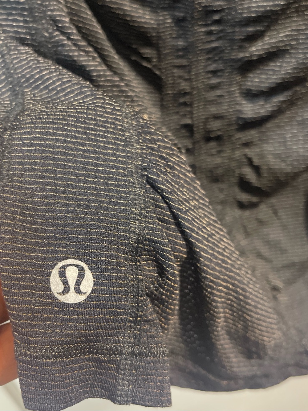 lululemon athletica Black V-Neck Short Sleeve Tee - Picture 3 of 3